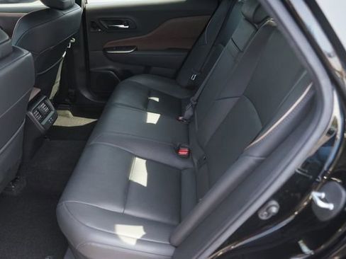 Used 2023 Toyota Crown AWD/4WD image 13