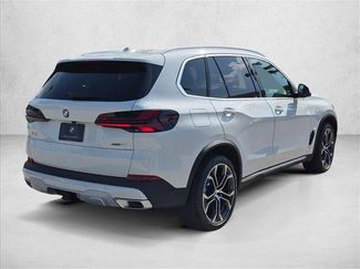 New 2026 BMW X5 xDrive40i w/ Climate Comfort Package AWD/4WD video 2