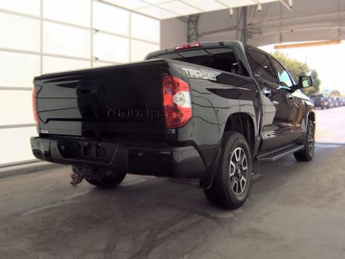 Used 2020 Toyota Tundra Limited w/ Limited Premium Package AWD/4WD image 6