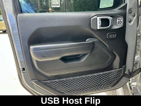 Used 2020 Jeep Wrangler Unlimited Sport S AWD/4WD image 32
