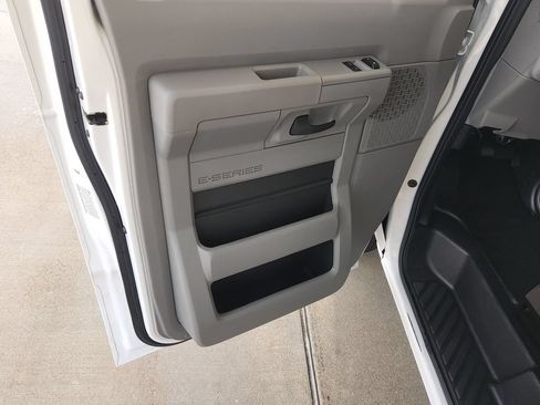 Used 2023 Ford E-350 and Econoline 350 Super Duty w/ Driver's Safety Package RWD image 29