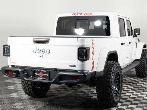 Used 2020 Jeep Gladiator Overland image 7