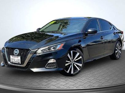 Used 2021 Nissan Altima 2.5 SR