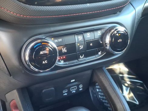 Certified 2023 Chevrolet TrailBlazer RS w/ Sun and Liftgate Package image 24