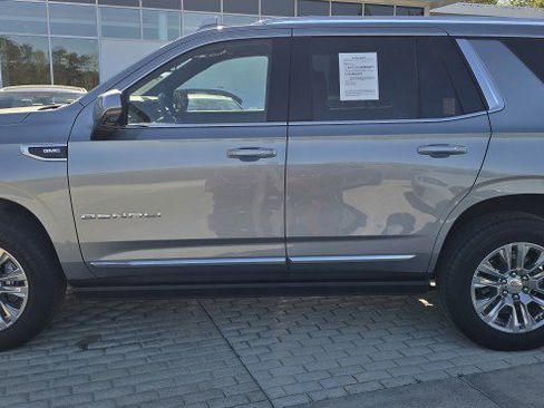 Used 2024 GMC Yukon Denali image 6