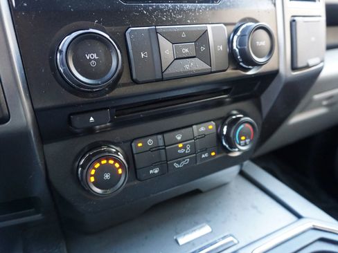 Used 2015 Ford F150 XLT w/ Equipment Group 301A Mid image 38