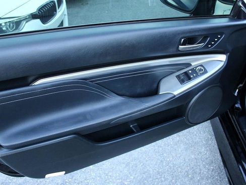 Used 2016 Lexus RC 200t image 11