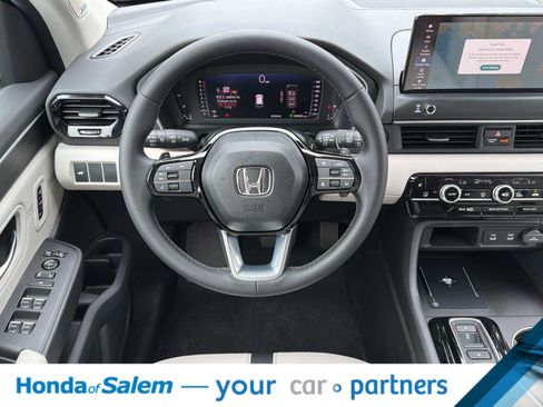 New 2026 Honda Pilot Touring image 14