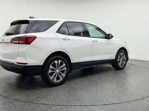 Used 2025 Chevrolet Equinox LT image 9