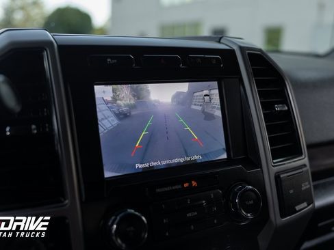 Used 2020 Ford F150 Lariat image 32