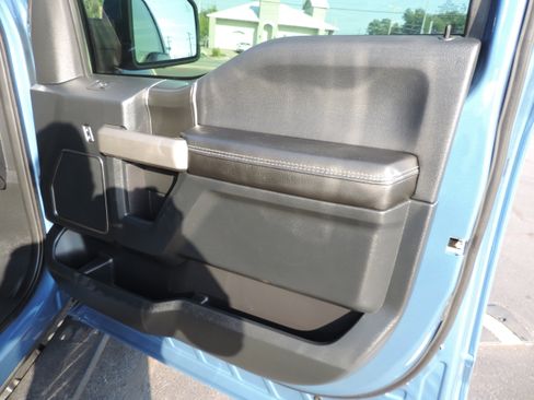 Used 2019 Ford F150 Raptor w/ Equipment Group 802A Luxury image 18