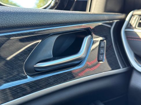 Used 2022 Jeep Grand Cherokee Trailhawk image 24