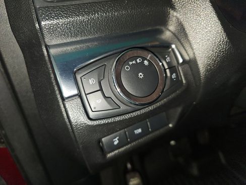 Used 2017 Ford Explorer Sport image 33