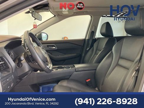Used 2021 Nissan Rogue SV w/ Premium Package AWD/4WD image 22
