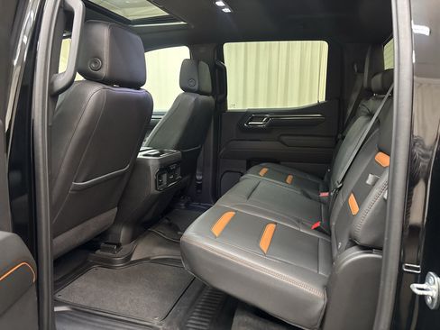 Used 2024 GMC Sierra 1500 AT4 w/ AT4 Carbonpro Edition AWD/4WD image 28