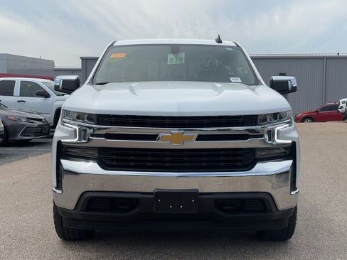 Used 2022 Chevrolet Silverado 1500 LT w/ Convenience Package II image 3