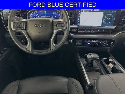 Used 2024 Chevrolet Silverado 1500 LT Trail Boss w/ Convenience Package II AWD/4WD image 27