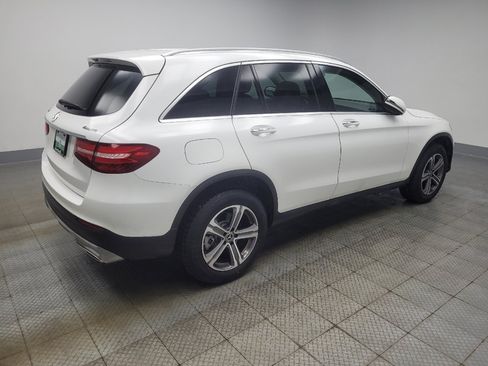 Used 2019 Mercedes-Benz GLC 300 4MATIC w/ Premium Package image 10