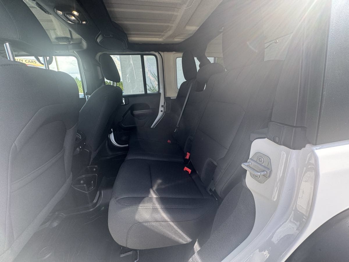 Used 2020 Jeep Wrangler Unlimited Sport AWD/4WD image 8