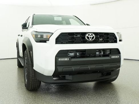 New 2026 Toyota 4Runner 4WD image 33