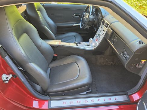 Used 2004 Chrysler Crossfire Coupe RWD image 26