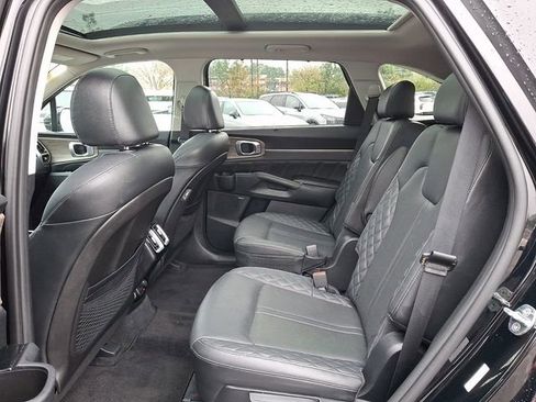 Certified 2023 Kia Sorento SX Prestige image 12