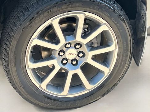 Used 2022 GMC Canyon Denali AWD/4WD image 30