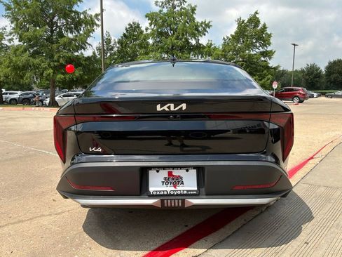 Used 2025 Kia K4 FWD image 7