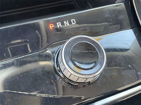 Used 2022 Jeep Grand Cherokee L Laredo w/ Luxury Tech Group I image 40