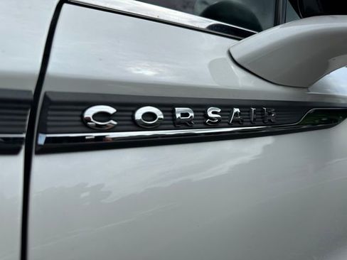 Used 2021 Lincoln Corsair FWD image 12