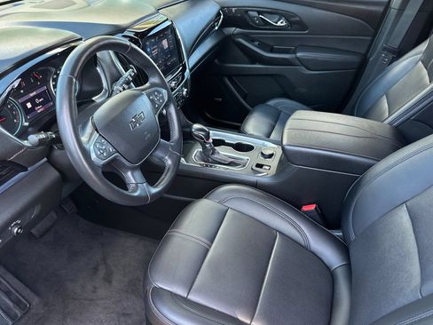 Used 2022 Chevrolet Traverse RS w/ LPO, Cargo Package AWD/4WD image 10