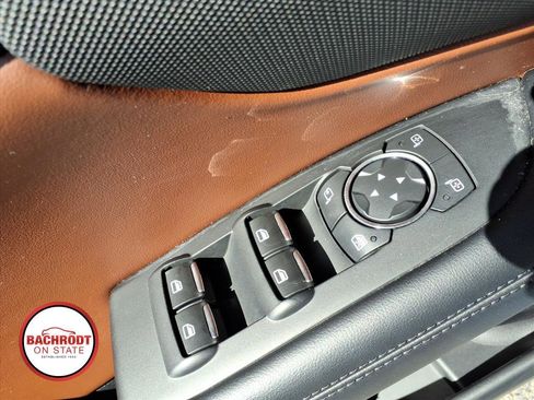 Used 2019 Lincoln MKZ Reserve FWD image 16