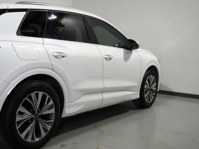 Used 2023 Audi Q4 e-tron Premium Plus w/ Premium Plus RWD image 48