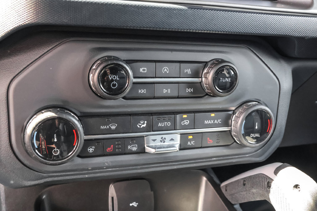 Used 2022 Ford Bronco Outer Banks AWD/4WD image 25