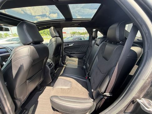 Used 2020 Ford Edge ST w/ Equipment Group 401A AWD/4WD image 19