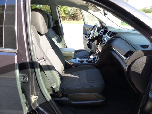 Used 2016 Chevrolet Traverse LT FWD image 49