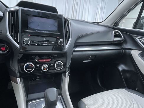 Used 2020 Subaru Forester Premium image 16