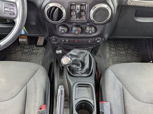 Used 2017 Jeep Wrangler Unlimited Sport w/ Quick Order Package 23S AWD/4WD image 20