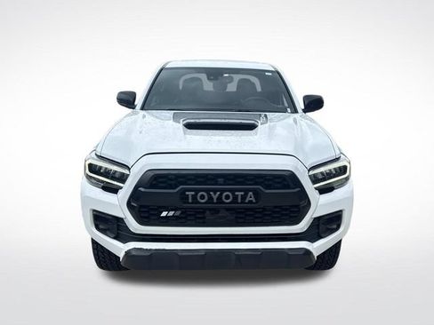 Used 2022 Toyota Tacoma TRD Pro AWD/4WD image 2
