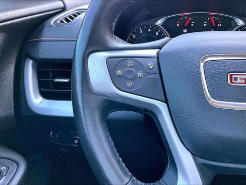 Used 2020 GMC Terrain SLE w/ Driver Convenience Package image 23