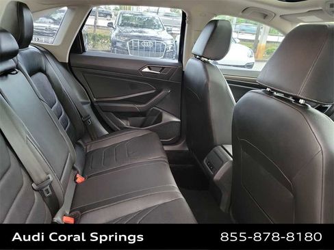 Used 2019 Volkswagen Jetta SEL Premium image 21