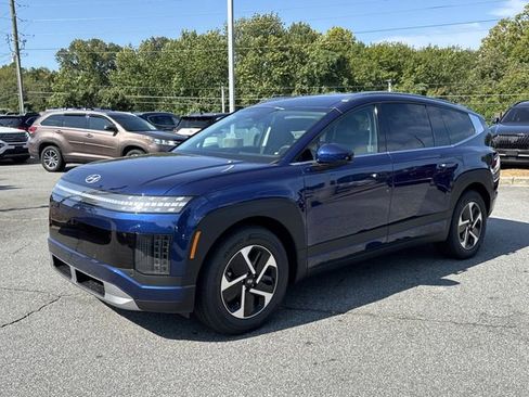 New 2026 Hyundai Ioniq 9 SE image 3