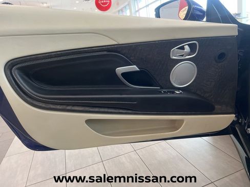 Used 2020 Aston Martin DB11 Volante RWD image 13