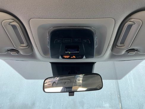 Used 2025 Toyota Corolla LE image 15