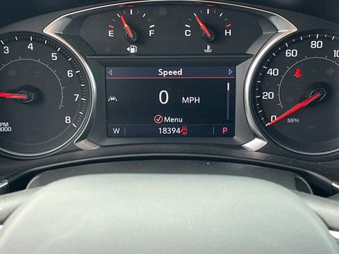 Used 2023 Chevrolet Equinox LT FWD image 13