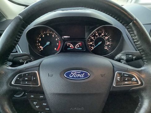 Used 2017 Ford Escape Titanium image 16