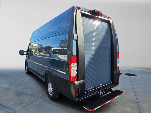 Used 2024 RAM ProMaster 3500 FWD image 5
