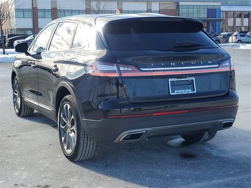 Certified 2023 Lincoln Nautilus Reserve image 3