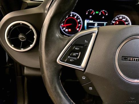 Used 2016 Chevrolet Camaro LT RWD image 17