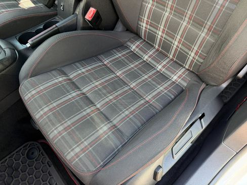 Used 2013 Volkswagen GTI Wolfsburg Edition FWD image 21